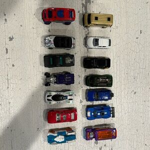 14 mini cars - hotwheels, matchbox cars mix 1970-2022